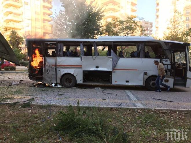 ЕКСПЛОЗИЯ! Взривиха автобус в Турция! 12 полицаи ранени (СНИМКИ)