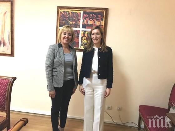 Ангелкова и Манолова се споразумяха за сътрудничество в подкрепа на зимния туризъм

