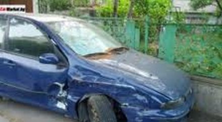 баща син изпотрошиха фиат