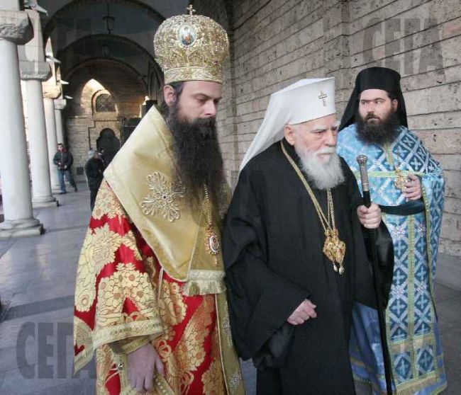 В Русия: Патриарх Максим беше приятел на руската църква