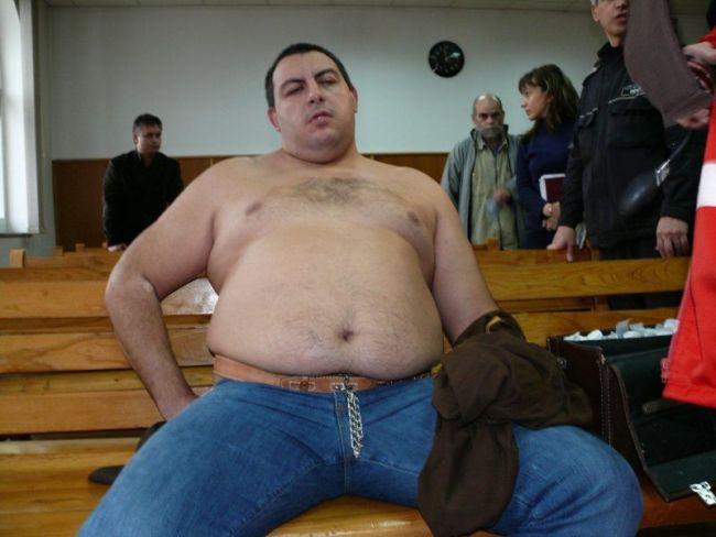 Сумиста поръчвал убийства, докато го масажирали