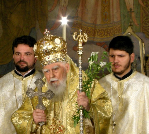 Почина Патриарх Максим