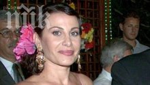Дарина Павлова на милионерски купон с двама мъже в леглото (Снимка)
