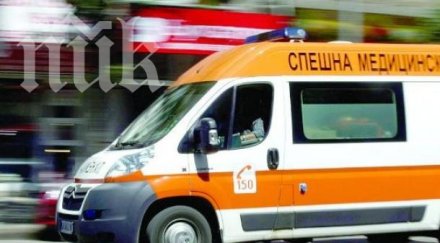 майка заплаши скочи детето балкон