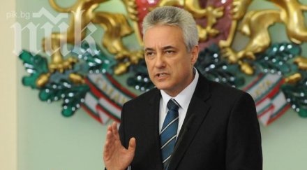 райков цацаров отвличат вниманието срс гейт истории 2004