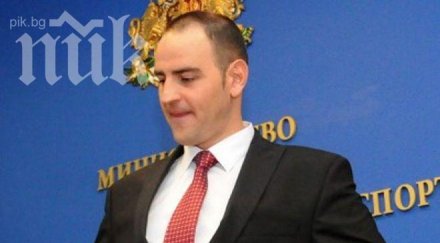 петър стойчев илиана раева атакува заради пари