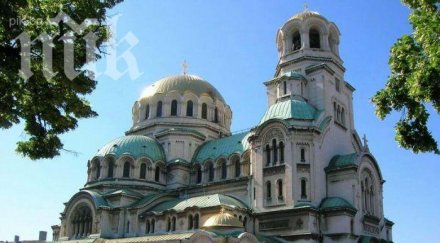 променят организацията движението около черквите великден