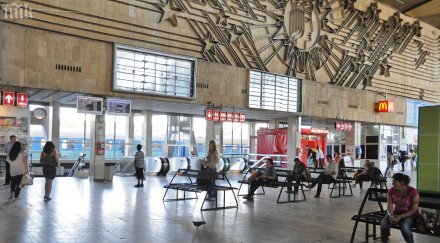 софия изнесе гарите пусти влаковете празни