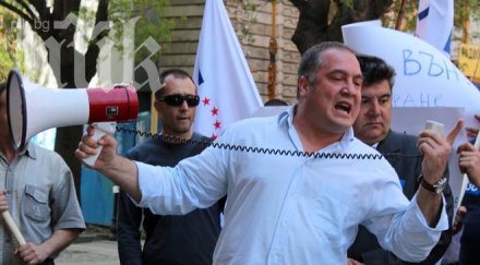 слави бинев бнт слугува герб бойко василев рупор властта