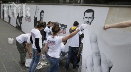 диктаторите показват среден пръст медиите