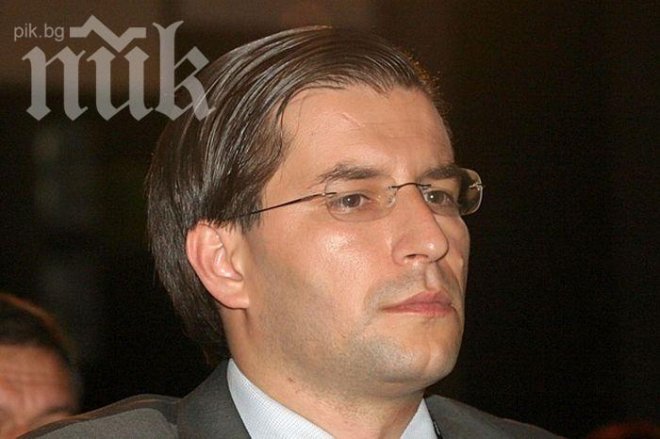 Борислав Цеков: Да спрем да гледаме към Москва, Брюксел и Вашингтон да ни решат проблемите