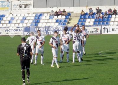 Eтър се разпада 