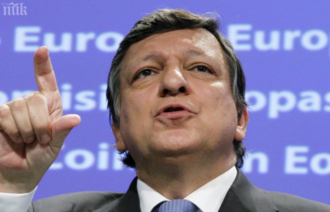 Жозе Мануел Барозу защити Ангела Меркел за икономиите в ЕС 