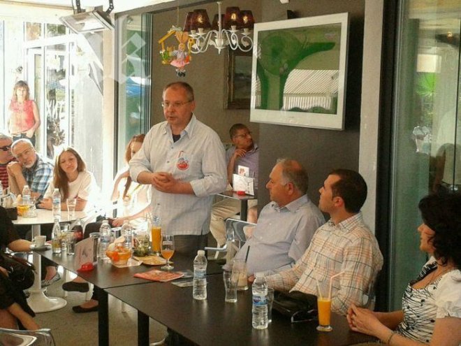 Станишев: Ще пазим тормозените хора от ГЕРБ