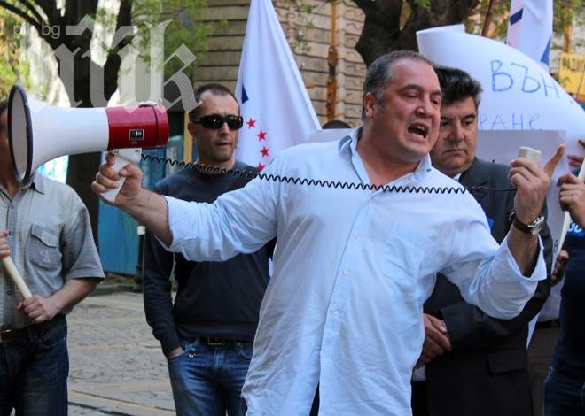 Слави Бинев: БНТ слугува на ГЕРБ, а Бойко Василев е рупор на властта!