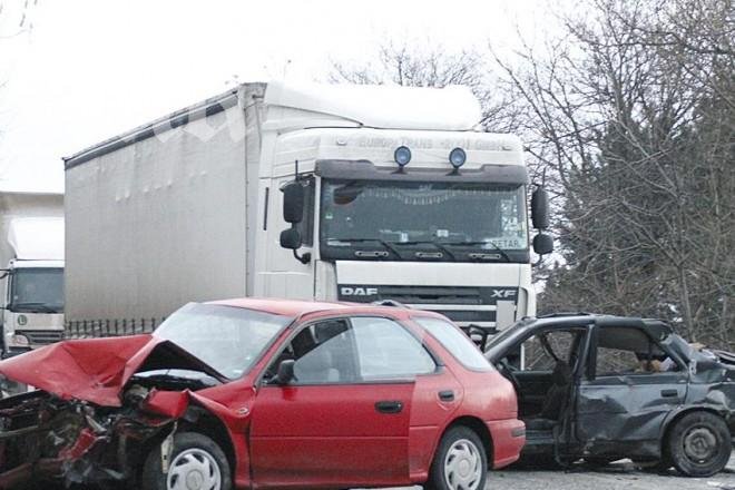 Седем берат душа след челен сблъсък до Пловдив