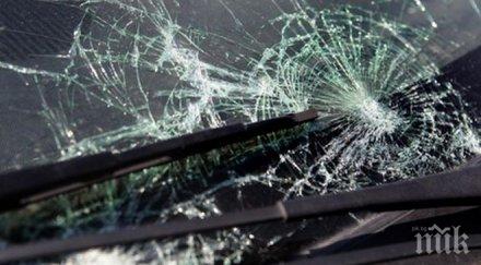 меле пазарджик две коли сблъскаха задръстването километрично