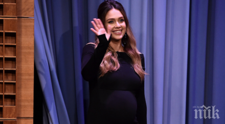 джесика алба чака момченце