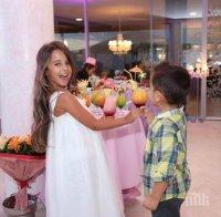 ГОЛЯМО СЪРЦЕ! Дъщерята на Мария дари коса за жена в нужда (СНИМКА)