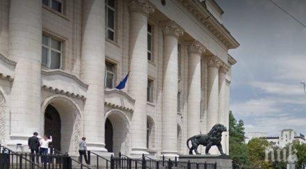 вап проверява правилно отказал военният прокурор майор адалберт кръстев образува досъдебно производство одита вма