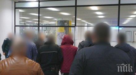 екстрадираха руския гуру митрадевананда свами търсен убийство секс насилие мъчения деца снимки