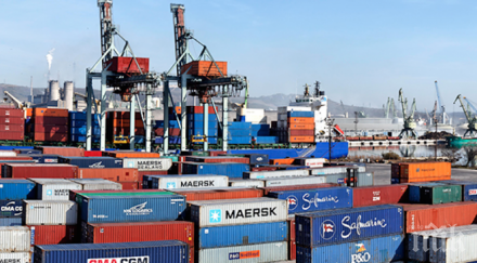 бурният вятър затвори пристанищата бургас варна