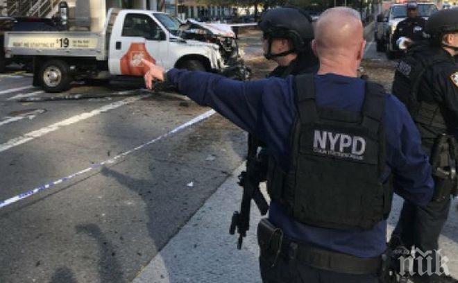 ИЗВЪНРЕДНО! Кървав ад в Ню Йорк - откриха стрелба по пешеходци, има загинали (СНИМКИ/ВИДЕО)