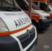 НЕЛЕПА СМЪРТ! 17-годишно момче счупи стъкло на врата и си сряза ръката, почина в линейката от кръвозагуба