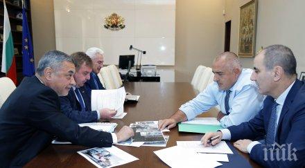 първо пик премиерът борисов политическият съвет коалицията важна новина вота мнозинството решено здравен министър снимки