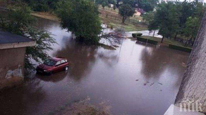 Бургаските погребални агенции се обединиха, за да изпратят достойно две от жертвите на потопа