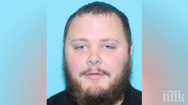 Гаф! Стана ясно как стрелецът от Тексас е успял да си закупи оръжие