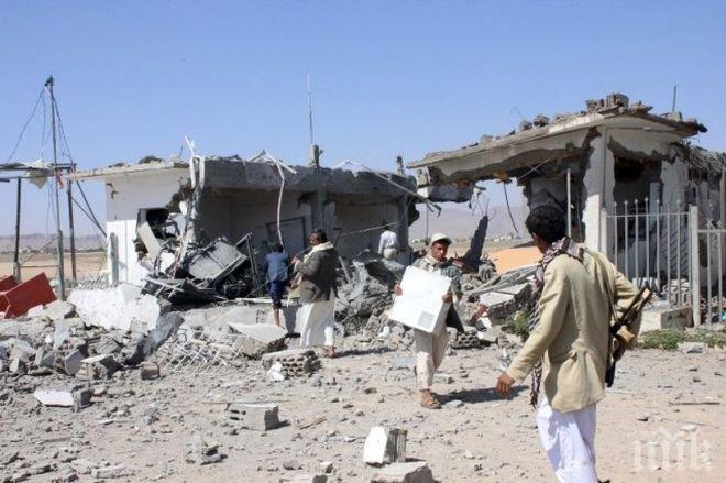 Терорист-камикадзе се е взривил в сградата на правителството на Йемен