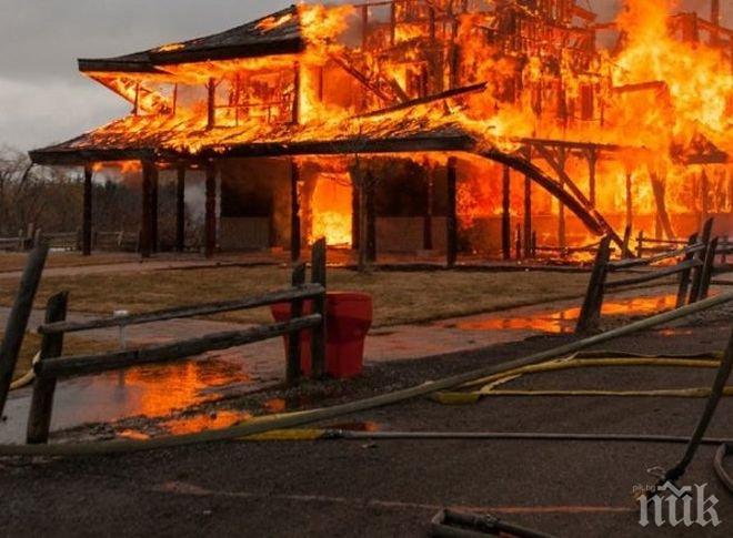 15-годишна изгори до основи баптистка църква в Луизиана