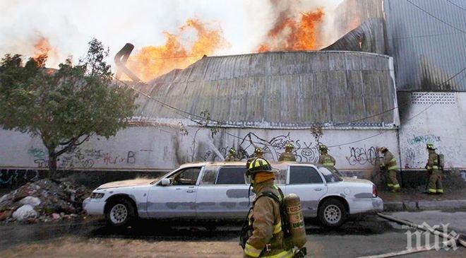 Инцидент! Двама пострадали при взрив в склад за пиротехника в Мексико