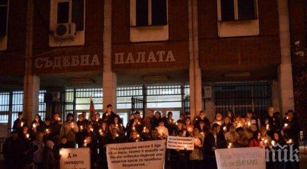 души излязоха протест референдума слави