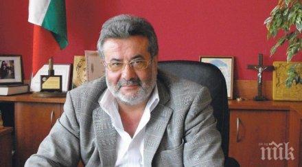 афера кметът баташкото клане лук лук мирисал синът ръководил фирма едновременно завършвал висше