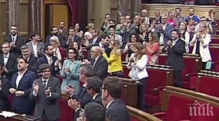 бивши каталунски депутати изправиха съда мадрид