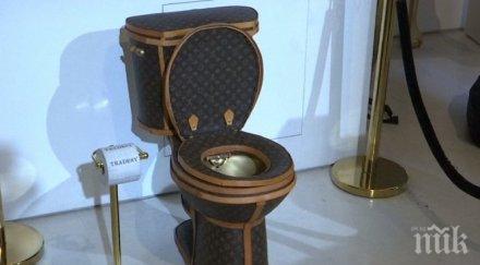 продават златна тоалетна 100 хил долара