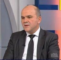 ОФИЦИАЛНО! Социалният министър разкри кои пенсионери ще получат коледни надбавки