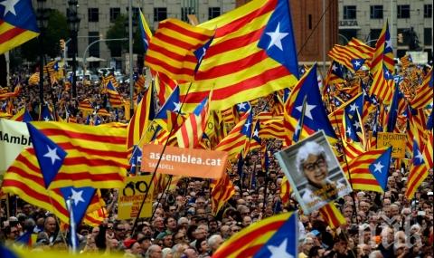 Огромен протест в Барселона в подкрепа на каталунските лидери