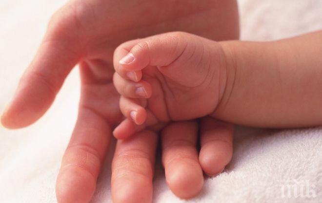 Най-недоносеното бебе в света навърши три години (СНИМКА)