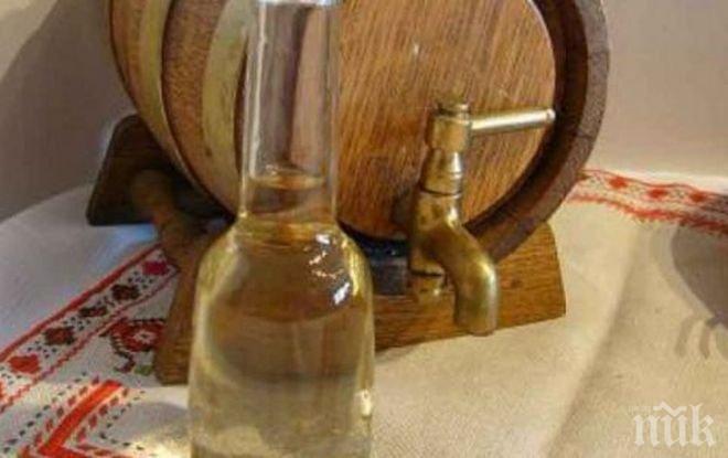 Апаши задигнаха домашна ракия, свиха и 3000 лева за мезе