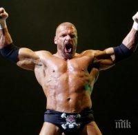 СЕНЗАЦИЯ! Трите Хикса се завръща с гръм и трясък в кеча