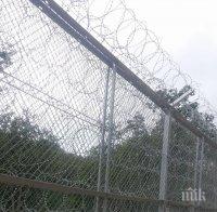 Русия строи ограда между Крим и Украйна