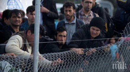 фронтекс броят мигрантите достигащи бележи рязък спад