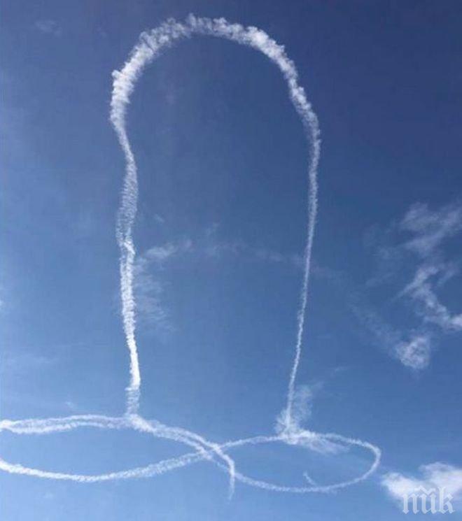 Американски пилоти скандализираха жители на градче край Вашингтон с рисунка в небето