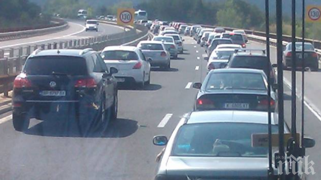 ВАЖНО! На „Тракия“ край Пловдив трафикът е голям! Карайте внимателно
