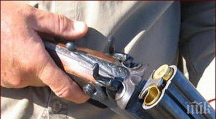 втори инцидент пиринско собственик оръжеен магазин сандански простреля корема колега ловец