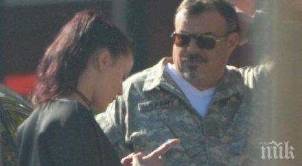 ексклузивно пик иван ласкин въоръжава актьорът готов ловния сезон поднови разрешителното папарашки снимки