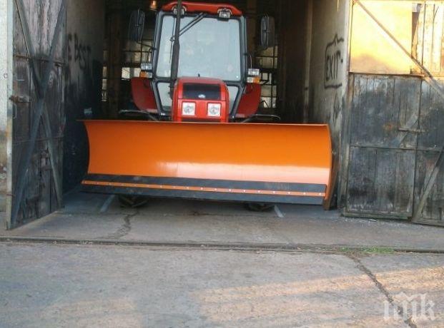 Над 300 машини чистят снега, най-много има в Софийска-област